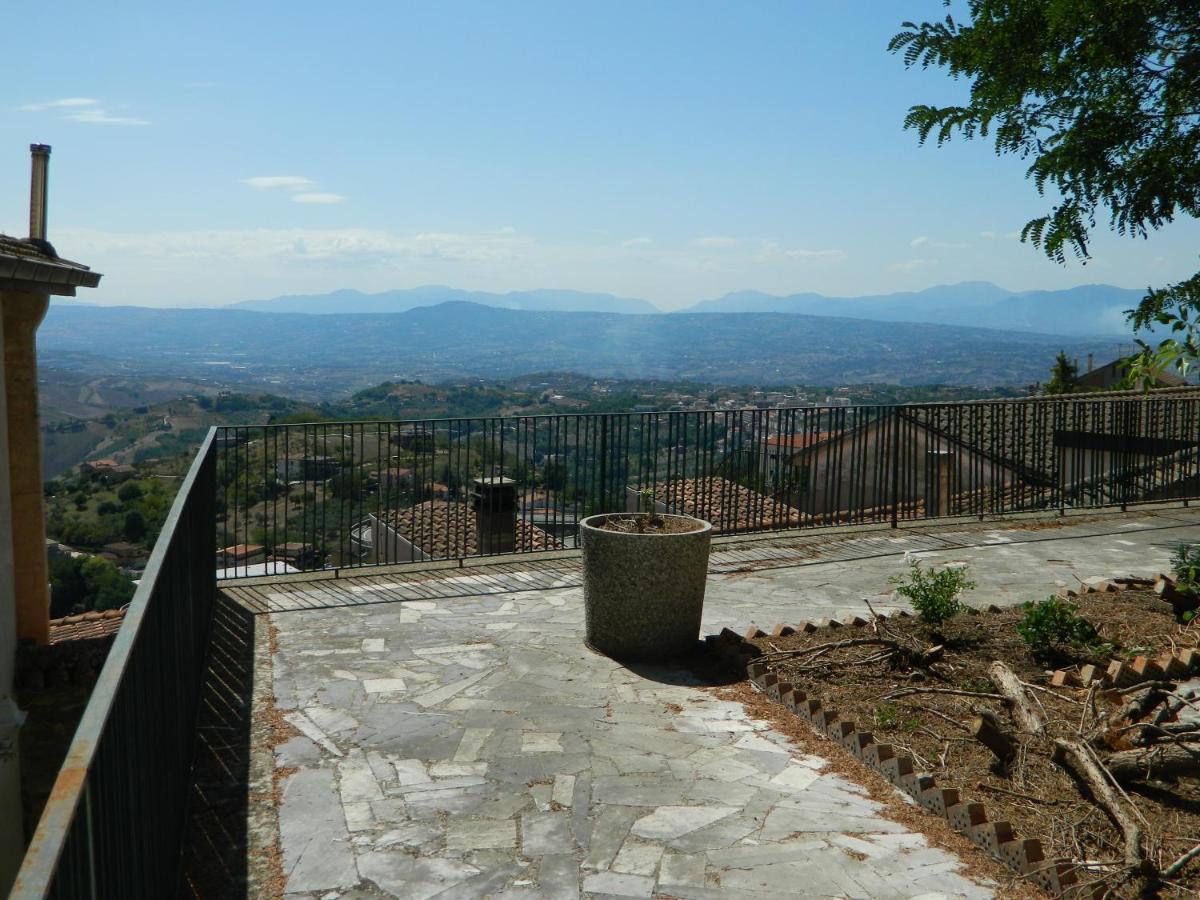 Villa Casa Vela Ariano Irpino Exterior foto